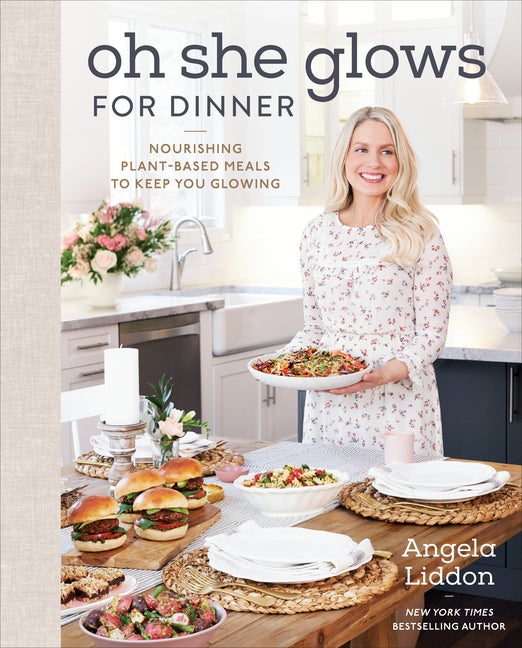 Item #303104 Oh She Glows for Dinner: Nourishing Plant-Based Meals to Keep You Glowing. Angela...
