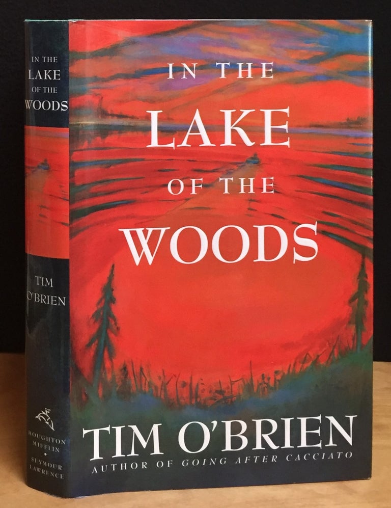 Item #900812 In the Lake of the Woods (Signed). Tim O'Brien.