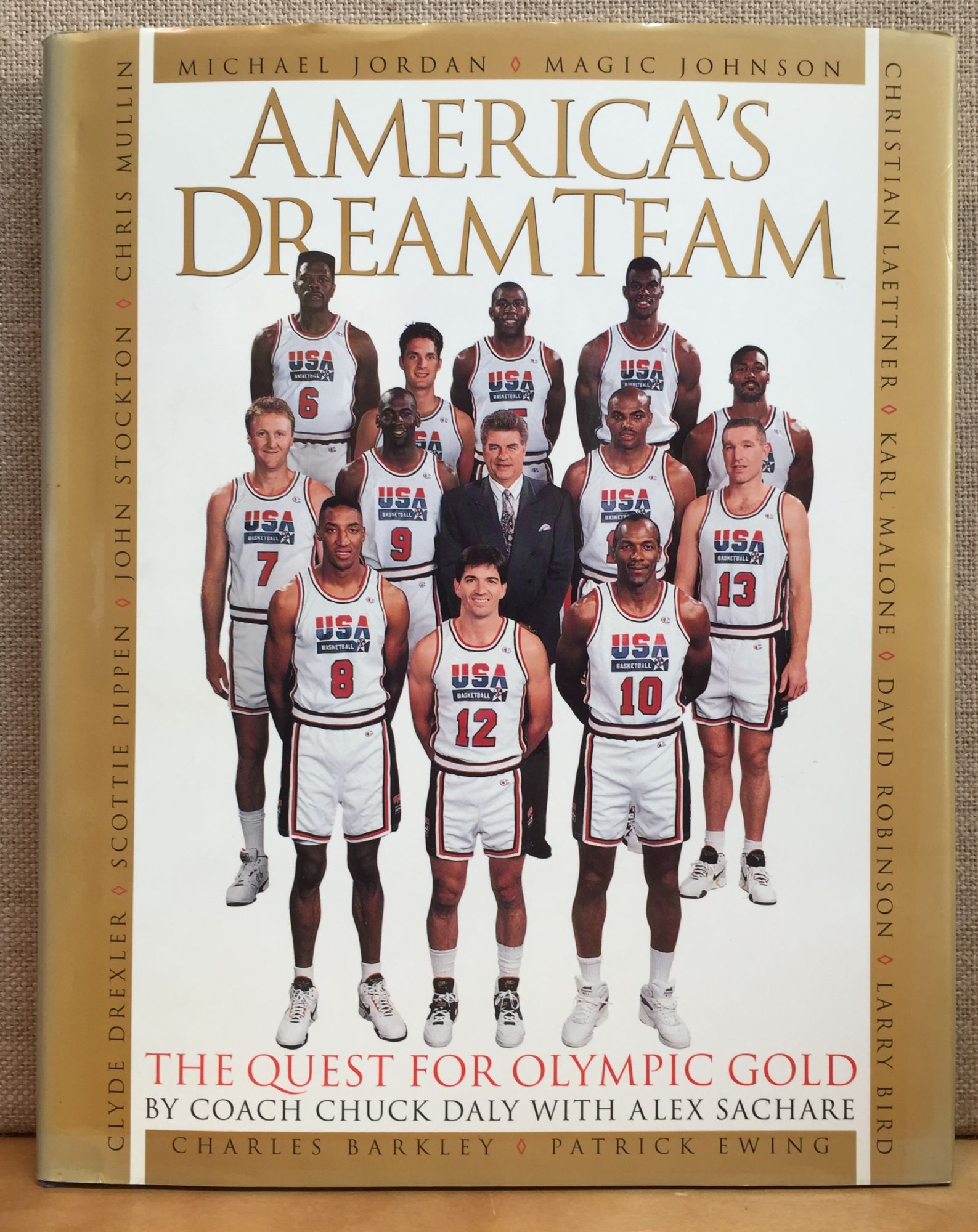 Michael Jordan USA Basketball Team Dream Team  Michael jordan basketball,  Michael jordan, Usa dream team