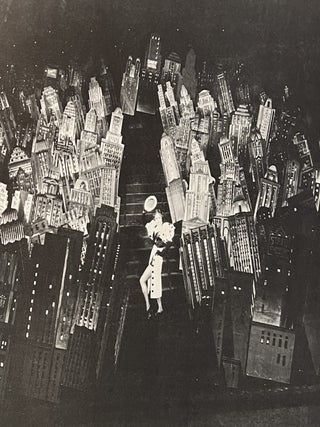 New York 1930: Architecture and Urbanism Between the Two World Wars