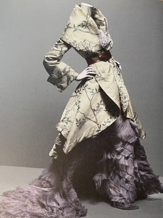 Alexander McQueen: Savage Beauty